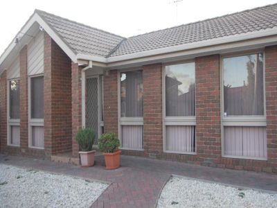 43 Songlark Crescent, Werribee