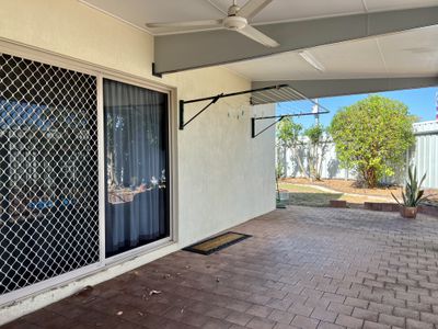 3 Cunningham Crescent, Gunn