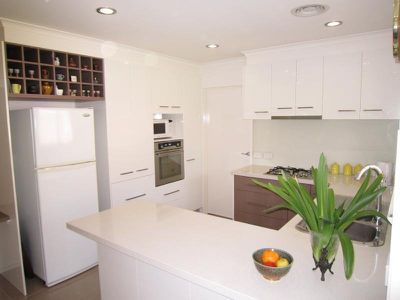 12 Desmond Street, Strathdale