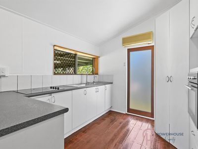 2 Oak Street, Goondi Bend