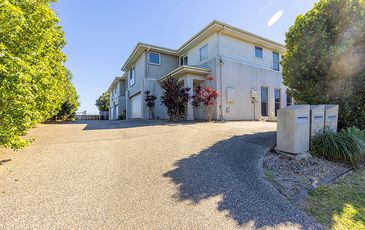 2 / 33 Makybe Diva Drive, Ooralea