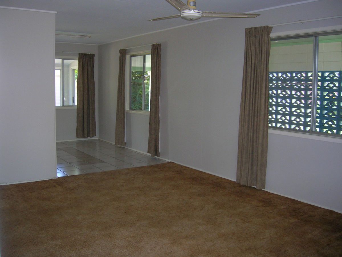593 Boat Harbour Drive, Urangan