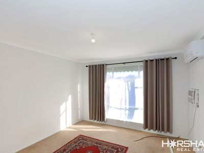7 Knight Place, Horsham