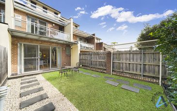 8 / 6-12 King Street, Dundas Valley