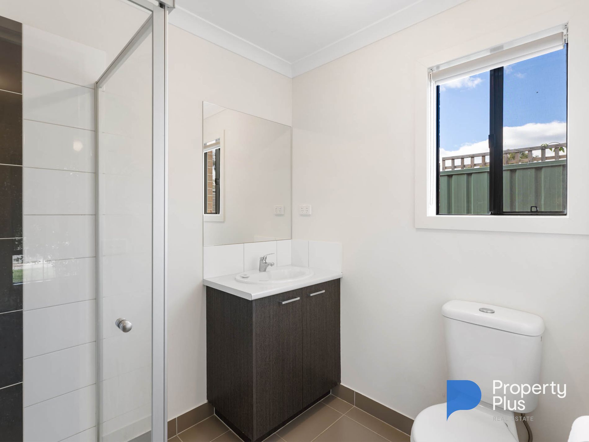 6 Moira Court, Ascot