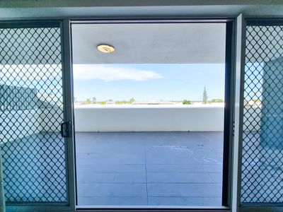 4 / 104 central lane, Gladstone Central