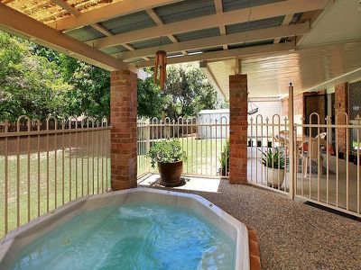 6 Palm Grove Cres, Tewantin