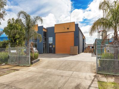 2 Loop Road, Werribee