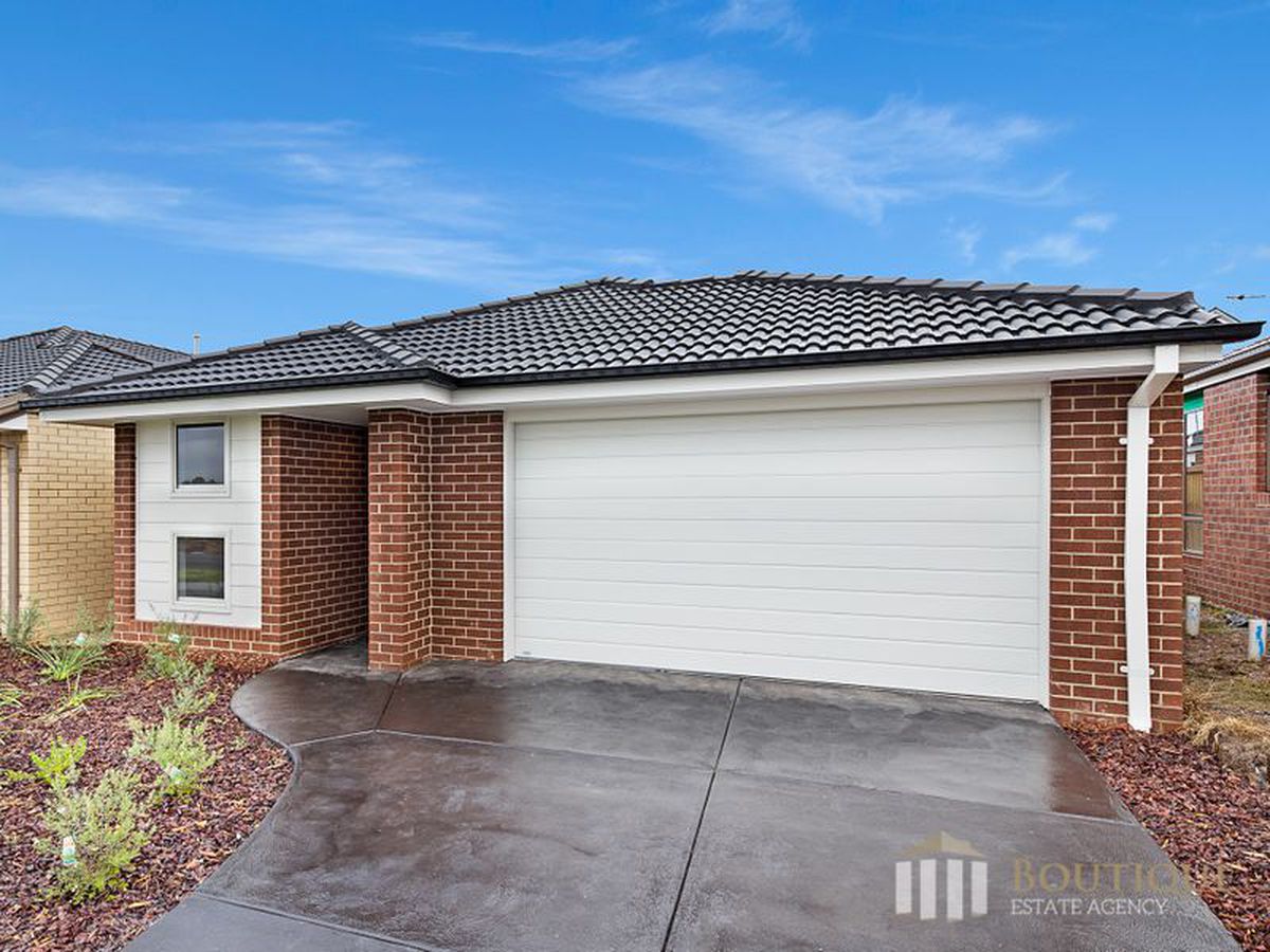 8 Frogmore Street, Pakenham