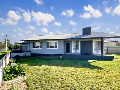 132 Farnell Street, Forbes