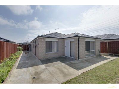 7 Tiarne Crescent, Hampton Park