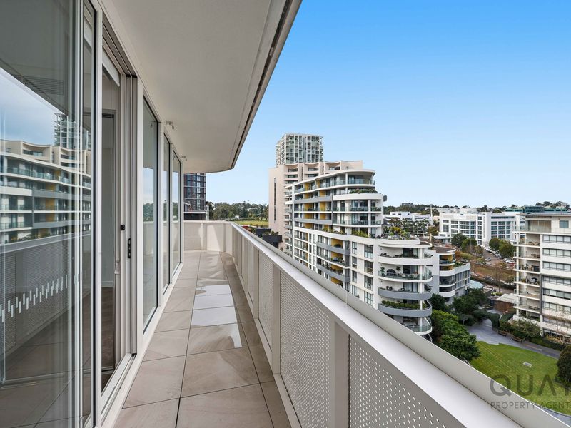 1111 / 21 Spurway Drive, Norwest