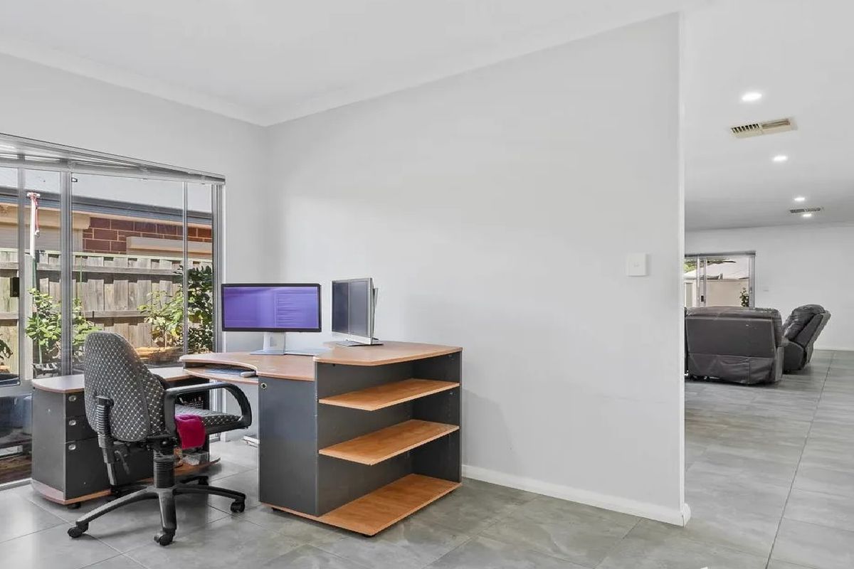 382 Banrock Drive, Ellenbrook
