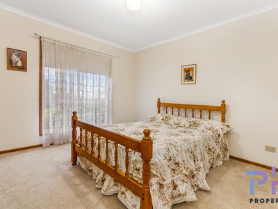 39 Clee Crescent, Strathdale