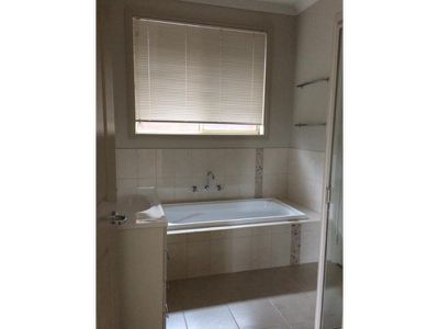 2 / 31 Malcolm Street, Bell Park