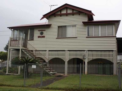 18 Pine Street, North Ipswich