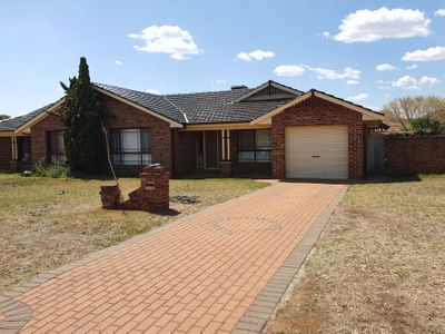 107A Murrayfield Drive, Dubbo