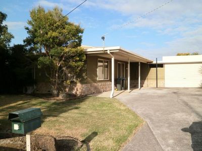 73 Derrimut Road, Werribee
