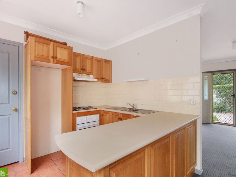 3 / 8A Balgownie Road, Fairy Meadow