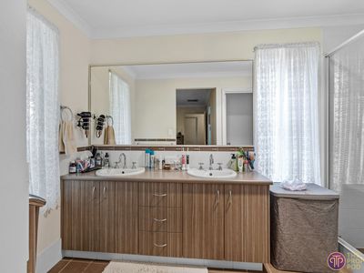 9 Biddiarra Bend, Southern River