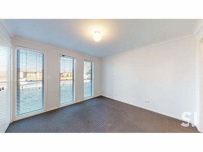 19 Dunheved Circle, Dubbo