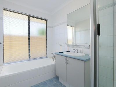 3 Alpina Bend, Canning Vale