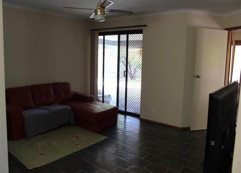9 Zeevalk Avenue, Hallett Cove