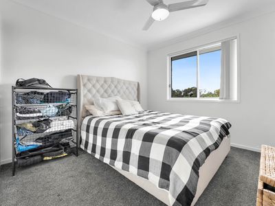 33 / 27 Tequesta Drive, Beaudesert