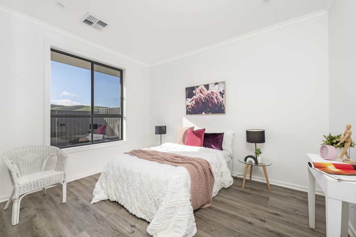 11 Neptune Drive, Hayborough