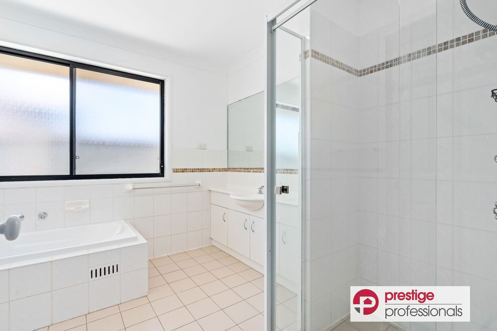 1 Saddle Row, Holsworthy