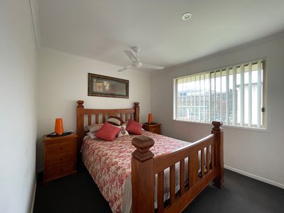 8 Eyre Court, Urraween
