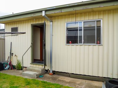 3 / 5 Smith Street, Horsham