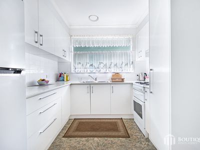 10 Sylvia Street, Dandenong North