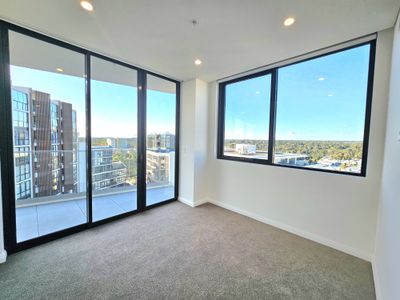 720 / 32 Civic Way, Rouse Hill