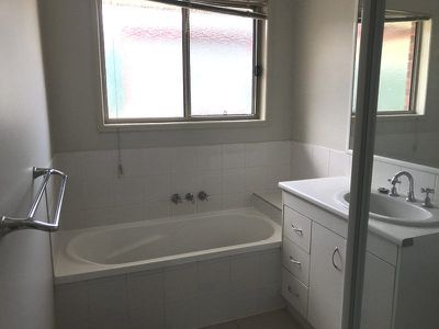 2 Bunker Avenue, Nanango