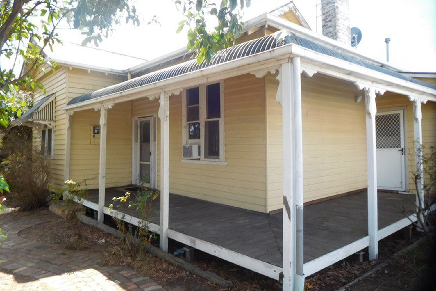 28 Albert Street, Horsham