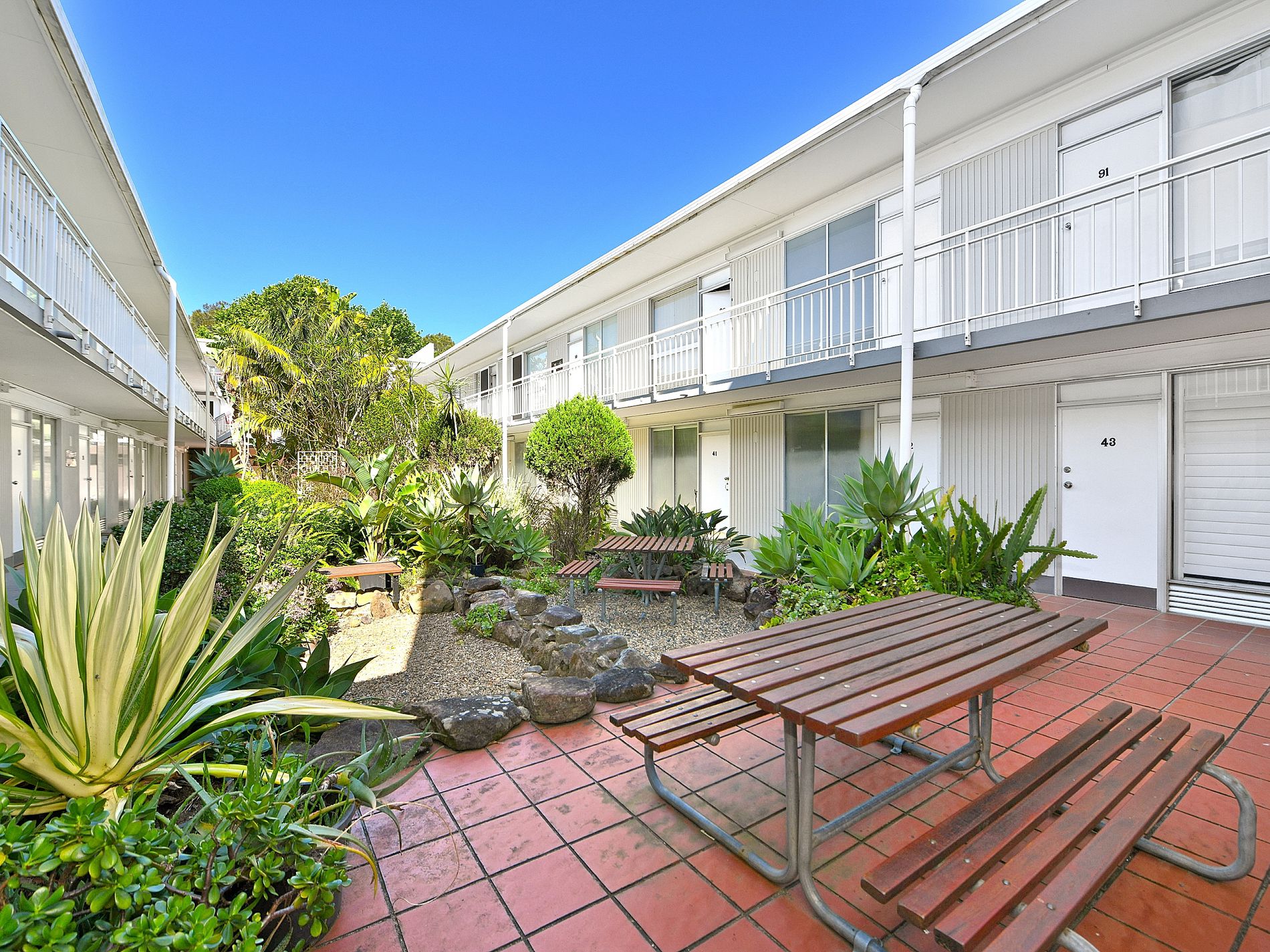 60 / 19-23 Forbes Street, Woolloomooloo
