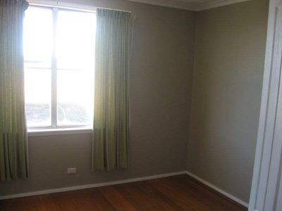 42 Winifred Street, Horsham