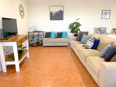 14 Gloucester Avenue, Hideaway Bay