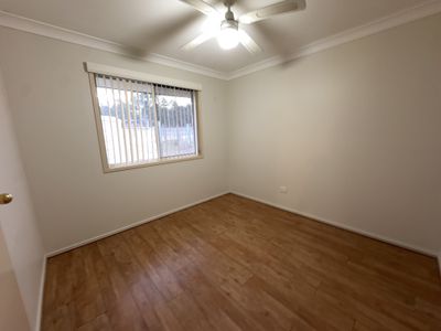 16 Malar Crescent, Booie
