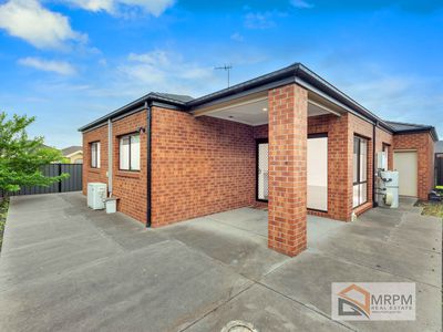 2 Jobe Place, Roxburgh Park