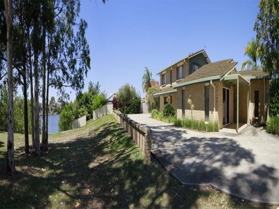 118 Ashmore Road, Benowa