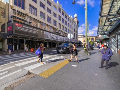 185-211 Broadway, Ultimo