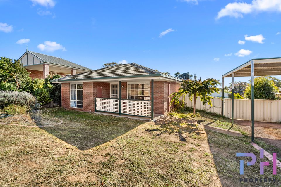 30 Pattison Drive, Kangaroo Flat