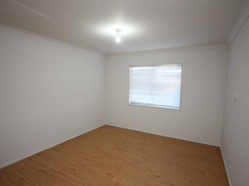 203 Moorefields Road, Roselands