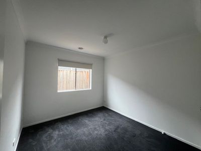 7 Caldwell Road, Williams Landing