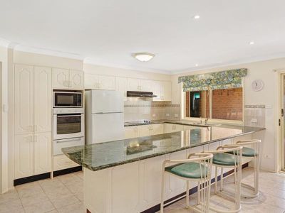 27 Dunshea Avenue, Tea Gardens