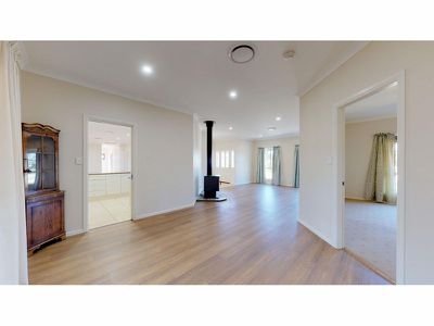 65 Torryburn Way, Dubbo