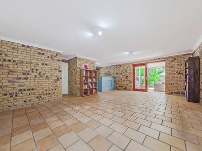 38 Greenwood St, Wishart