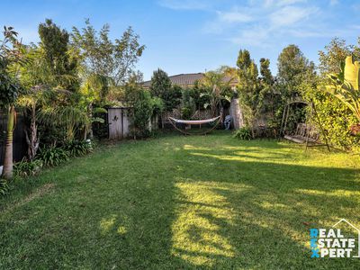 2 / 4 Philip Road, Hallam